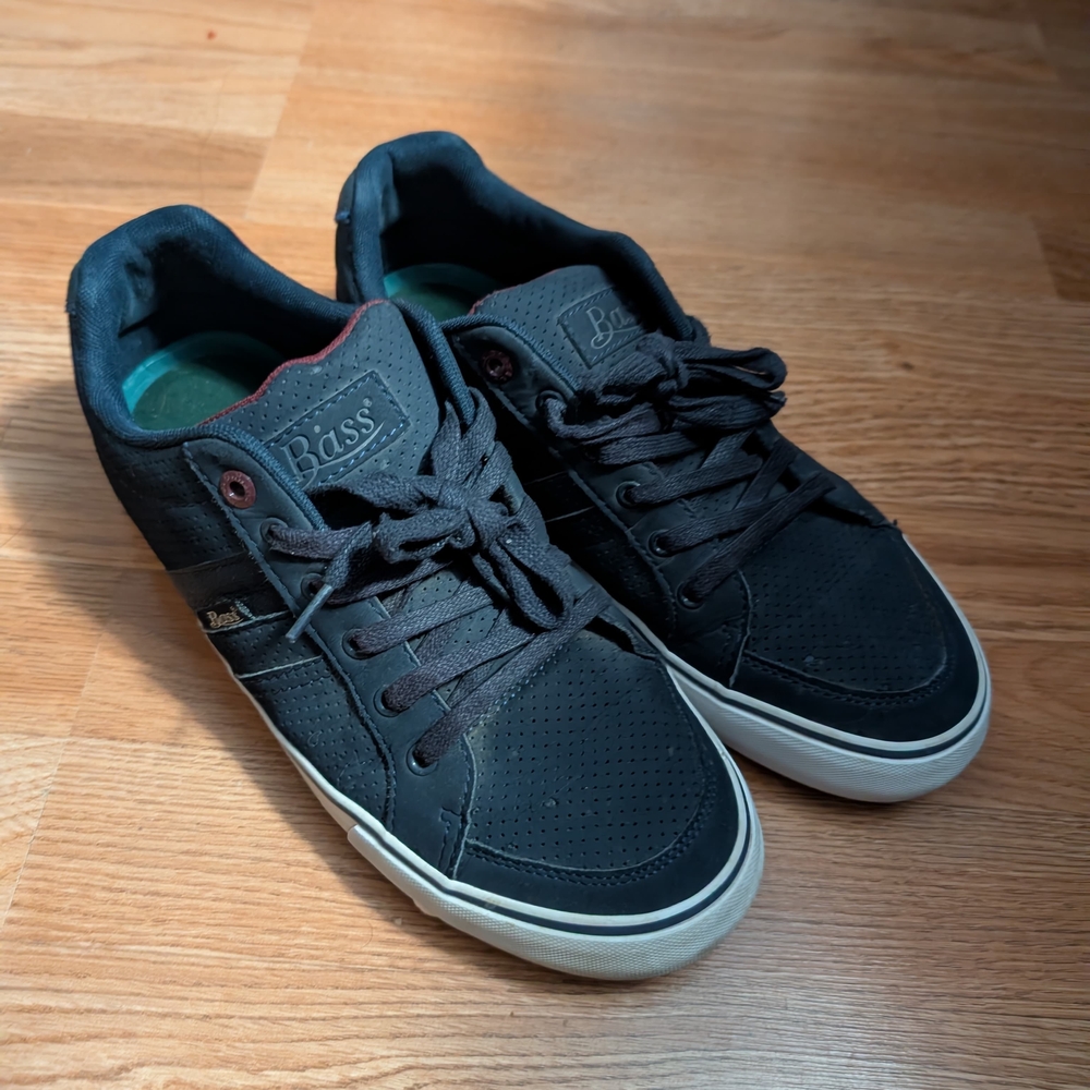 Bass Men's Black Casual Sneakers